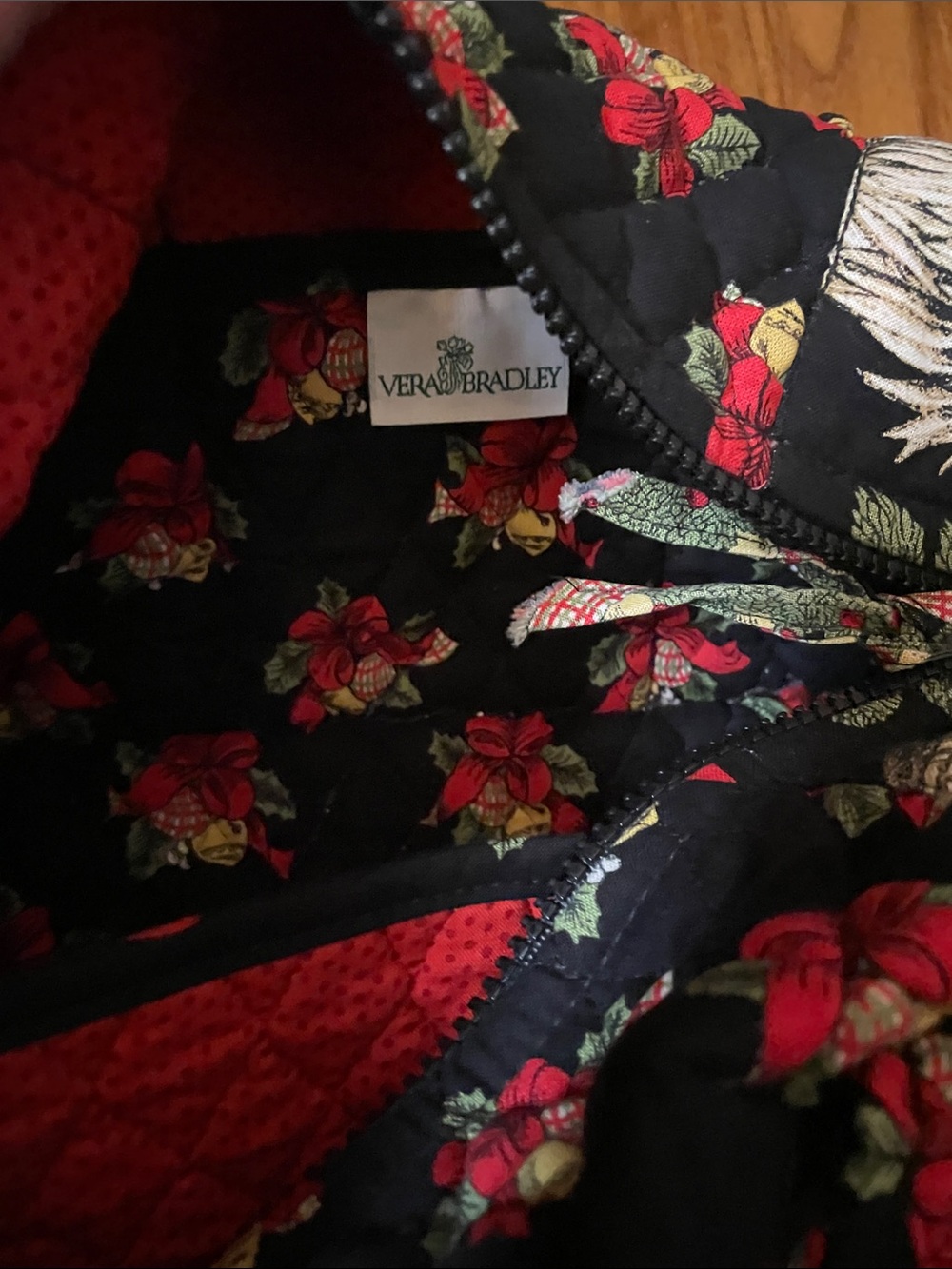 Vera Bradley Discontinued Holiday Loaf Bag - Picture 4 of 7